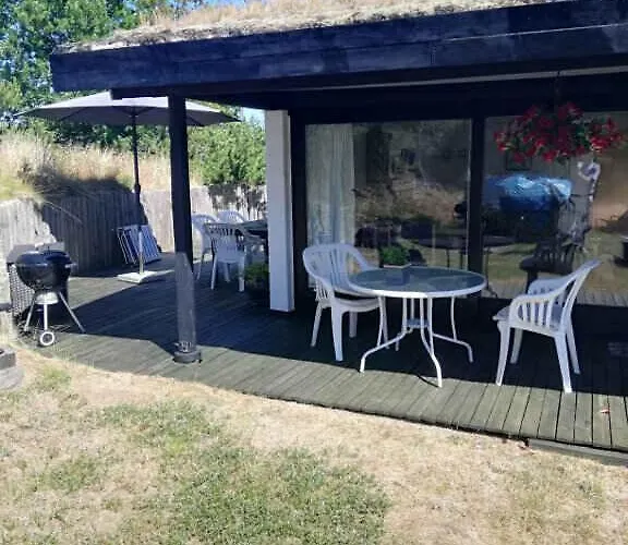 On A Huge Nature Plot Holiday home