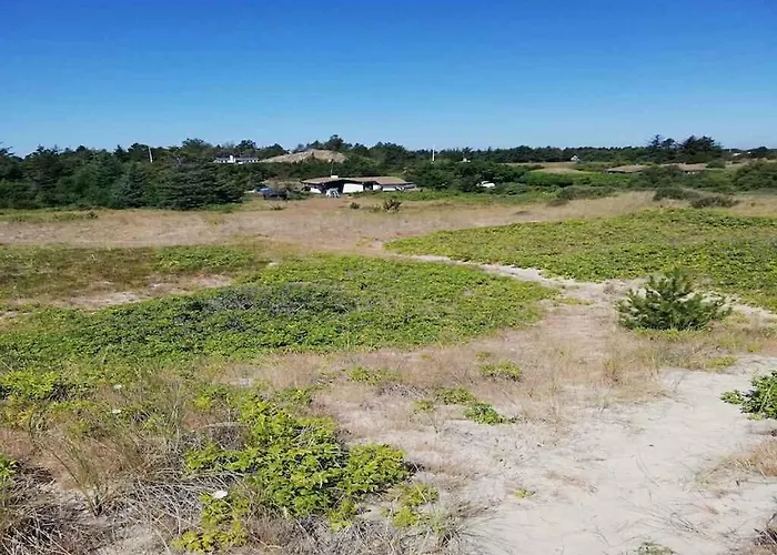 On A Huge Nature Plot Ferienhaus *